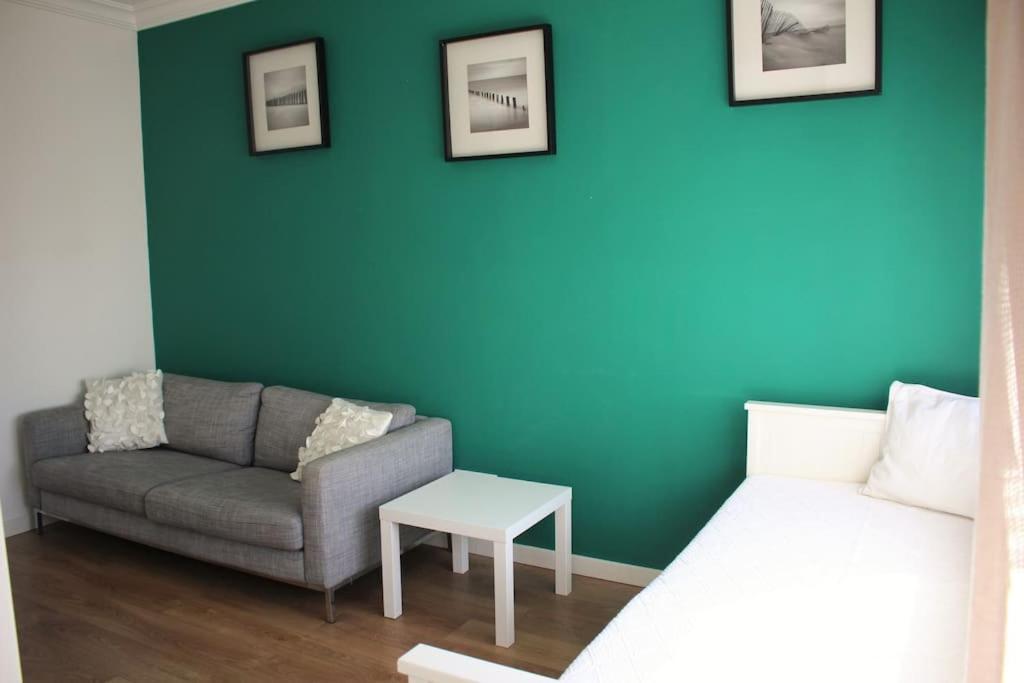 Sunny Apartment In ליסבון מראה חיצוני תמונה